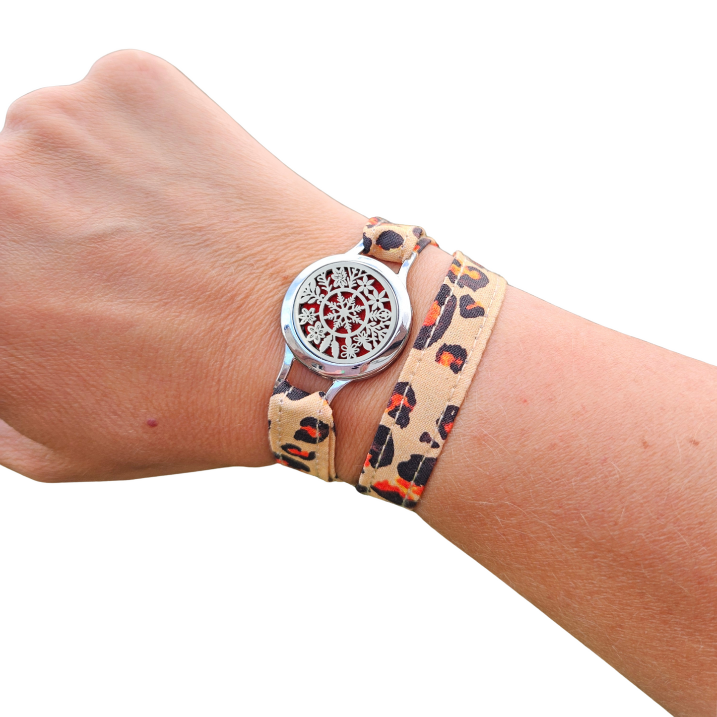 Bracelet FOREVEHER avec tissu Léopard et médaillon Flocon d’Éternité – bijou interchangeable et symbolique