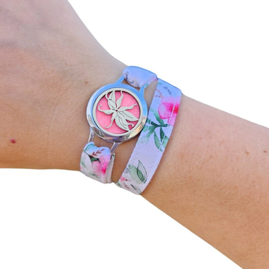 Bracelet tissu fleurs romantiques avec médaillon Fleur d’ylang-ylang – FOREVEHER