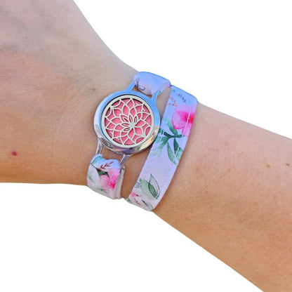 Bracelet FOREVEHER tissu Fleurs romantiques avec médaillon Lotus Intérieur – bijou parfumable et symbolique