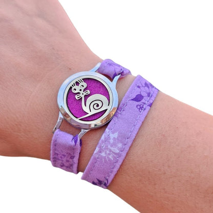 Bracelet FOREVEHER tissu Lavande rêveuse avec médaillon Escargot Rêveur – bijou poétique et unique