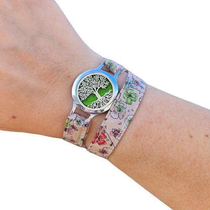 Bracelet personnalisé FOREVEHER avec tissu Trèfles printaniers et médaillon Arbre de Vie Didi – bijou poétique et interchangeable